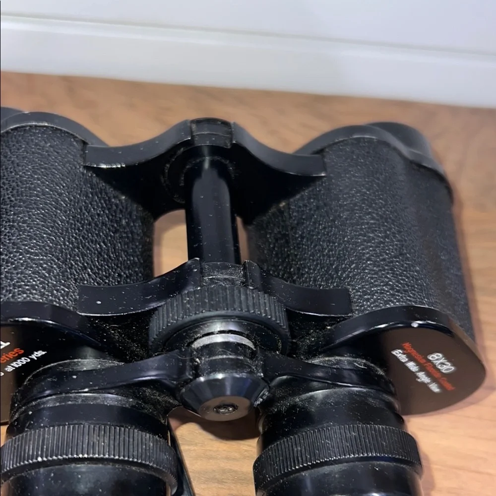 Vintage Bell & Howell 8 X 30 Binoculars with Brown Leather Case - Picture 14 of 16